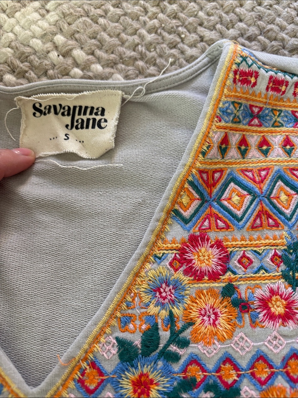 Savanna Jane Light Gray V‑Neck Tee with Multicolor Floral Embroidery - Picture 2 of 8